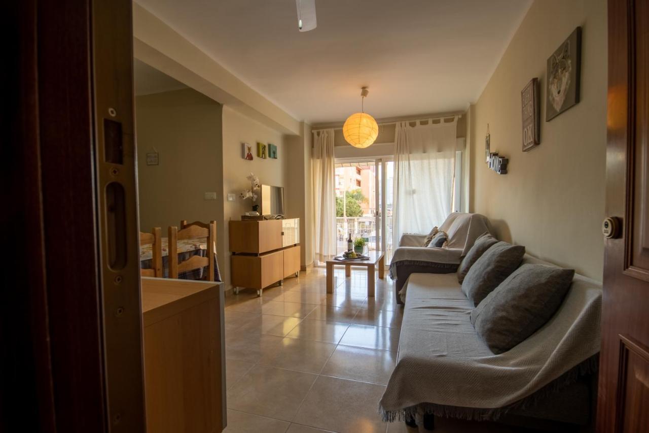 Апартаменты Apartamento La Traina Торре-дель-Мар Экстерьер фото